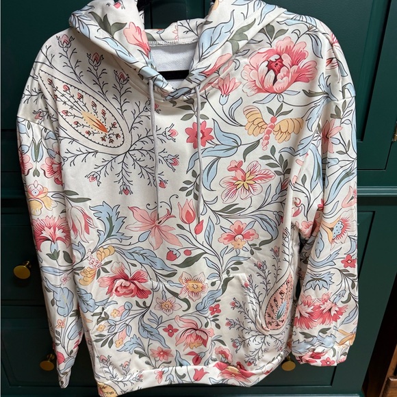 Floral Print Women's Hoodie. Size L. New in bag, but no tag on garment. - Picture 1 of 7
